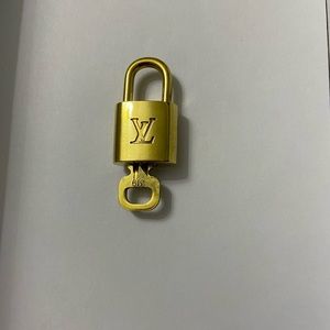 Authentic Louis Vuitton lock and key 319